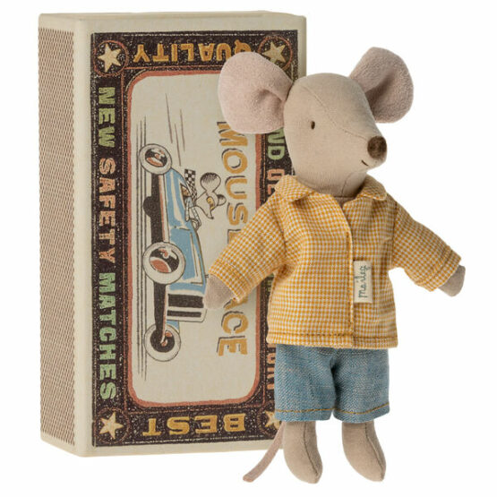 Myszka starszy brat w pudełku w żółtym ubranku – Big brother w pudełku (Maileg)