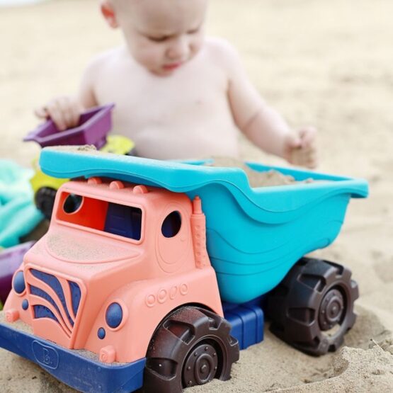 Ciężarówka z akcesoriami do piasku (B.Toys)